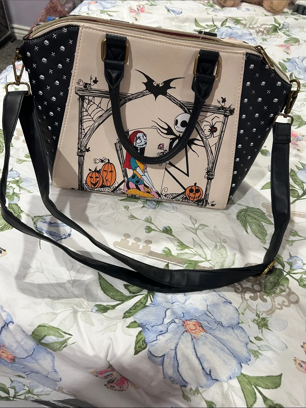 The Nightmare Tote — Beige & Black Women's Bag